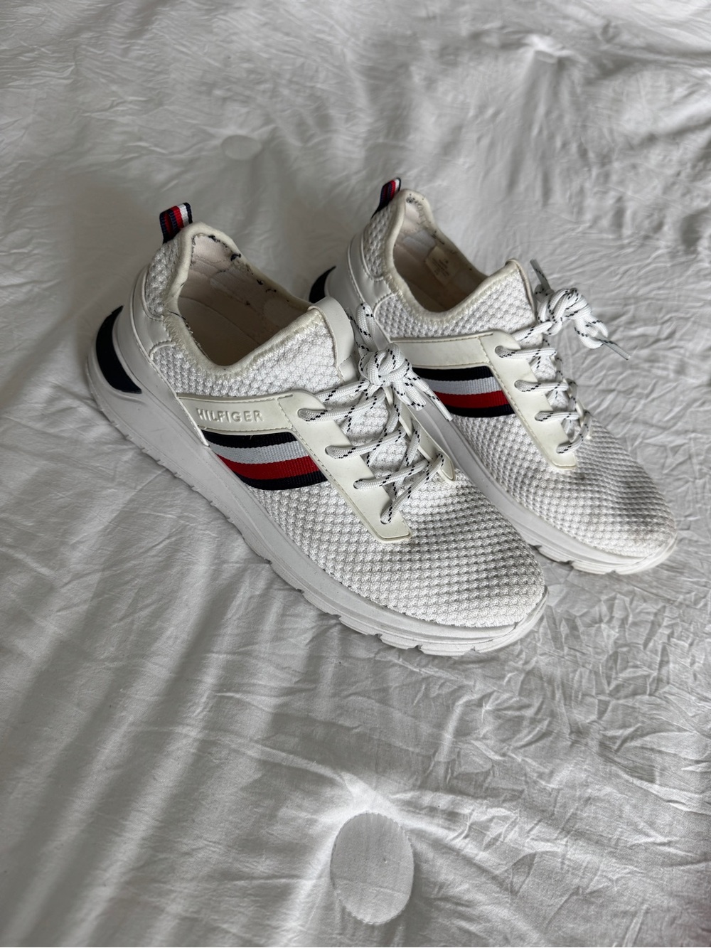 Tommy Hilfiger White Knit Sneakers with Red & Navy Stripes